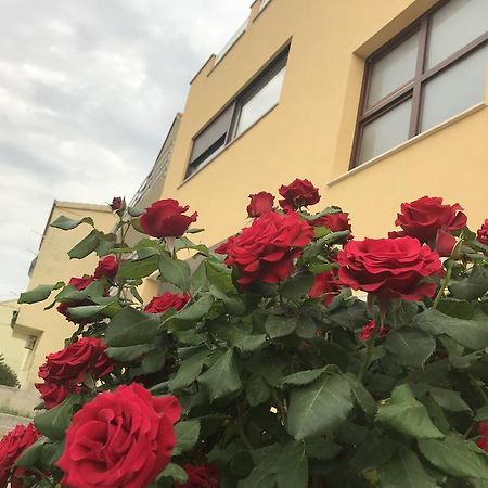 Apartman Mig Solin Eksteriør bilde