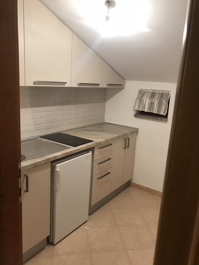 Apartman Mig Solin Eksteriør bilde