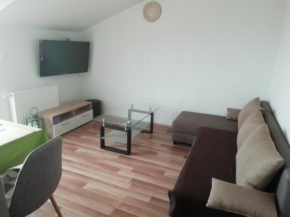 Apartman Mig Solin Eksteriør bilde